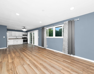 1529 Ronzheimer Avenue - Photo Thumbnail 11