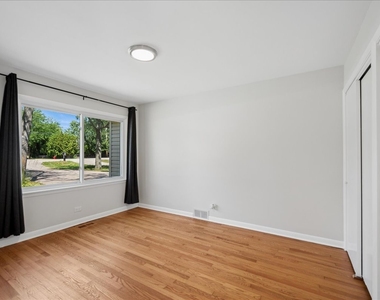3691 Walters Avenue - Photo Thumbnail 8