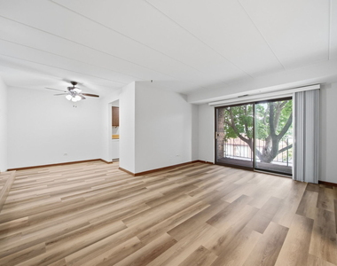 13913 Laramie Avenue - Photo Thumbnail 2