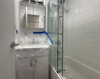 160 West 73rd Street - Photo Thumbnail 3