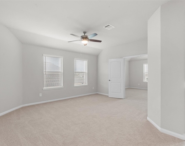 29650 Kynndal Shore Drive - Photo Thumbnail 15