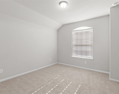 29650 Kynndal Shore Drive - Photo Thumbnail 23