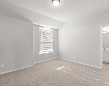 29650 Kynndal Shore Drive - Photo Thumbnail 25