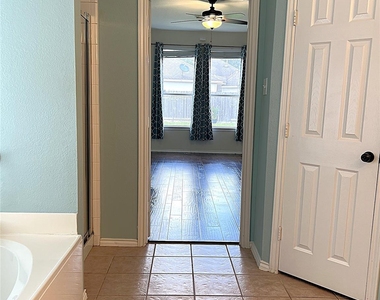 12919 Cascadia Knoll Court - Photo Thumbnail 15
