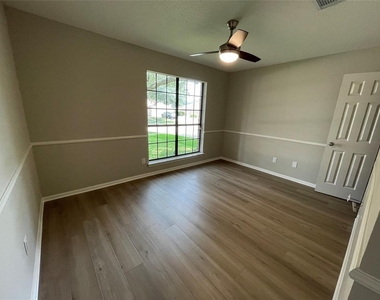 1015 Cascade Creek Drive - Photo Thumbnail 22