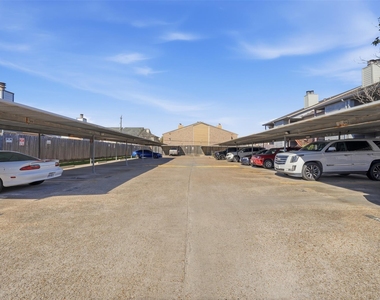9350 Country Creek Drive - Photo Thumbnail 27