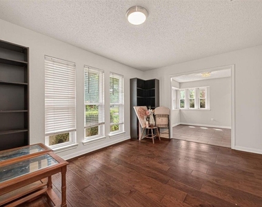 14507 Ravenhurst Lane - Photo Thumbnail 6
