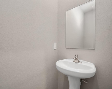 5810 Linda Cove Lane - Photo Thumbnail 33