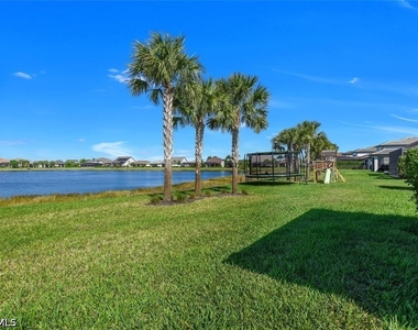 9605 Bexley Drive - Photo Thumbnail 23