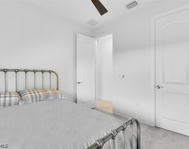 9605 Bexley Drive - Photo Thumbnail 16