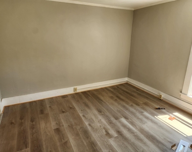 25 South Spring - Photo Thumbnail 8