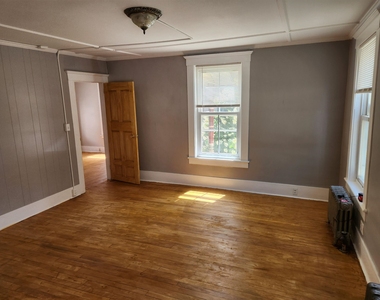25 South Spring - Photo Thumbnail 3