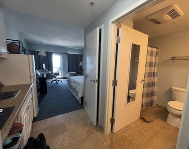703 Ocean - Photo Thumbnail 7