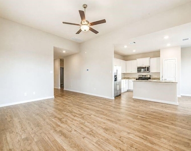 1512 Jean Meadow Drive - Photo Thumbnail 9