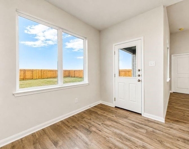 1512 Jean Meadow Drive - Photo Thumbnail 37