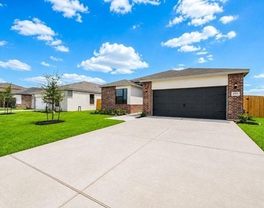 1512 Jean Meadow Drive - Photo Thumbnail 4