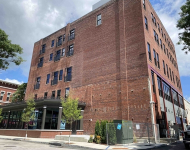 83 Hanover - Photo Thumbnail 9