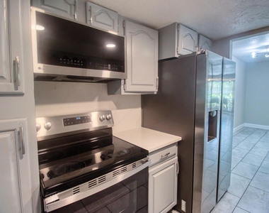 6393 S Briar Bayou Drive - Photo Thumbnail 3