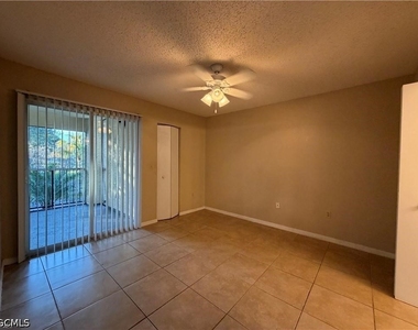 12640 Equestrian Circle - Photo Thumbnail 15