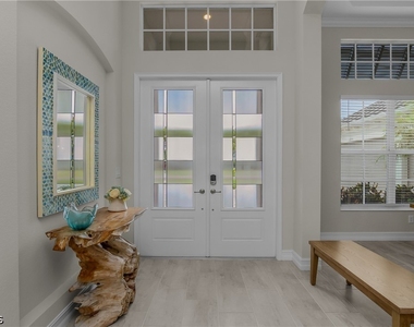 14870 Blue Bay Circle - Photo Thumbnail 7