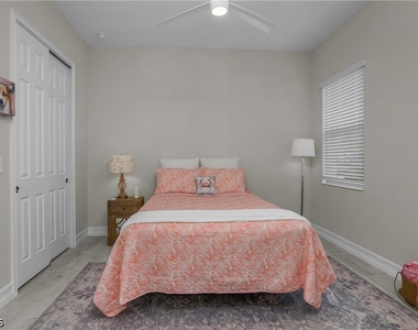 14870 Blue Bay Circle - Photo Thumbnail 26
