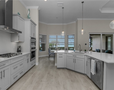 14870 Blue Bay Circle - Photo Thumbnail 17
