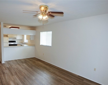 8061 Country Road - Photo Thumbnail 2