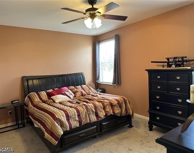 9120 Red Canyon Drive - Photo Thumbnail 11