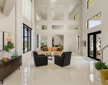 11695 Royal Tee Circle - Photo Thumbnail 6