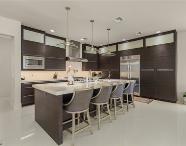 11695 Royal Tee Circle - Photo Thumbnail 10