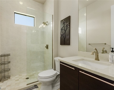11695 Royal Tee Circle - Photo Thumbnail 20