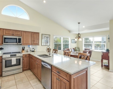 21580 Indian Bayou Drive - Photo Thumbnail 17