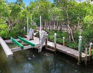 21580 Indian Bayou Drive - Photo Thumbnail 2