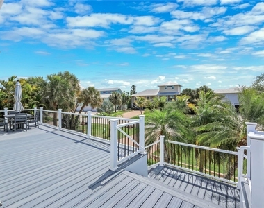 21580 Indian Bayou Drive - Photo Thumbnail 4