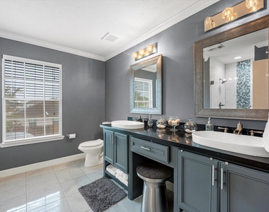12123 Ravens Nest Lane - Photo Thumbnail 15