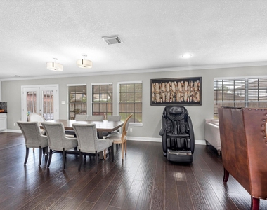 12123 Ravens Nest Lane - Photo Thumbnail 6