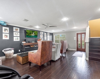 12123 Ravens Nest Lane - Photo Thumbnail 4