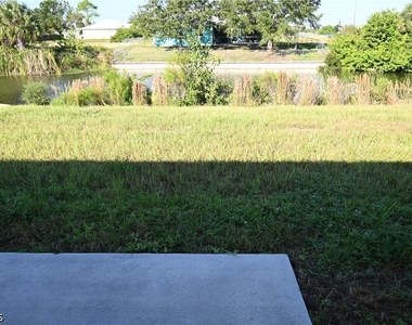 1914 Ne 13th Place - Photo Thumbnail 16