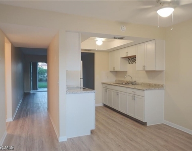 4705 Se 4th Place - Photo Thumbnail 13