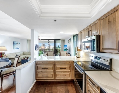 26235 Hickory Boulevard - Photo Thumbnail 11