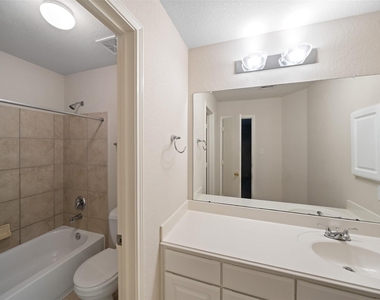 14822 Juniper Dale Court - Photo Thumbnail 22