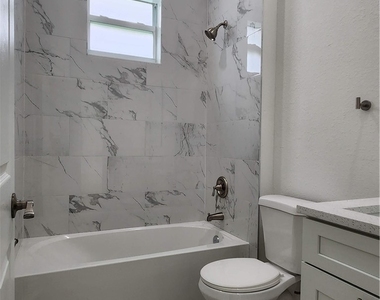 4116 5th Street Sw - Photo Thumbnail 1