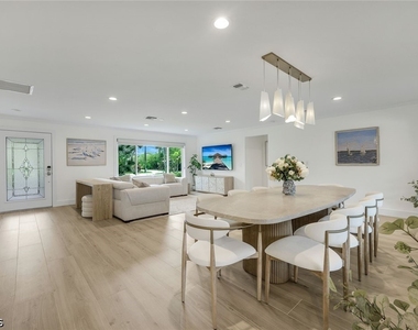27098 Harbor Drive - Photo Thumbnail 11