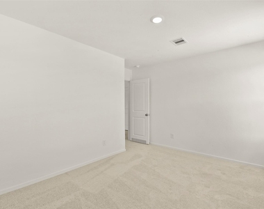 12403 Mountain Daisy Road - Photo Thumbnail 34