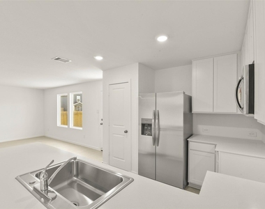 12403 Mountain Daisy Road - Photo Thumbnail 13
