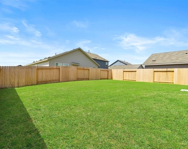 12403 Mountain Daisy Road - Photo Thumbnail 38