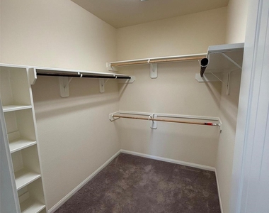 7827 Mesquite Manor Ln - Photo Thumbnail 7