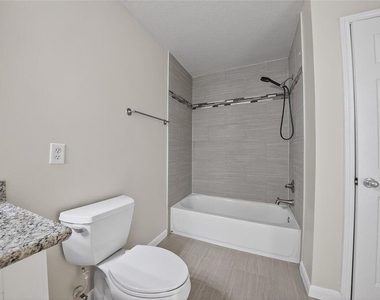 8118 Barnes Ridge Lane - Photo Thumbnail 13