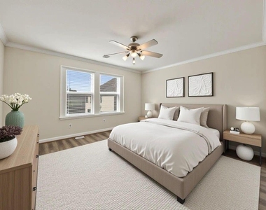 8118 Barnes Ridge Lane - Photo Thumbnail 9