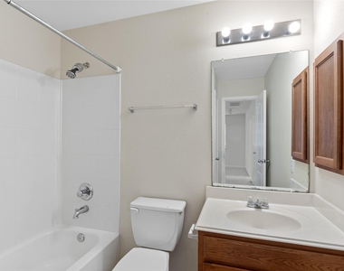 18226 Fair Grange Lane - Photo Thumbnail 21
